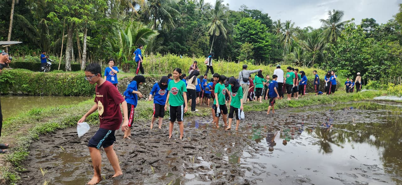 Studi Inspirasi: Belajar Mengenal Desa, Mengenal Indonesia, dari Labschool Untuk Indonesia dan Dunia